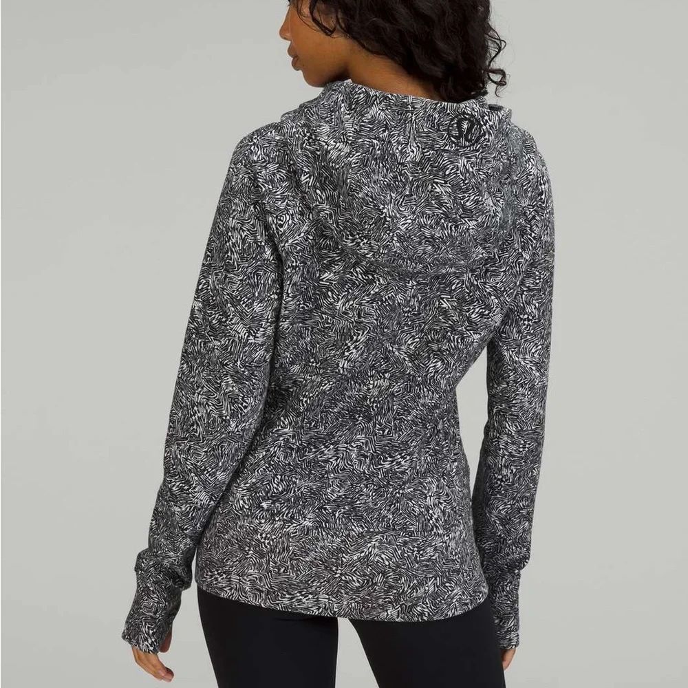 Lululemon Scuba Full-Zip Hoodie, Offbeat Alpine White Black, size 18